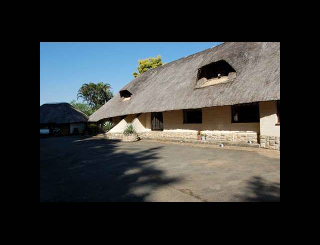 5 BEDROOM HOUSE FOR SALE IN WINSTON PARK